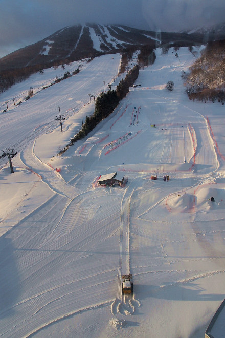 [岩手]專家推薦的好雪質-『安比高原滑雪場』之滑雪板初體驗！
